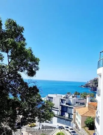 Ocean Pearl X Daire Funchal